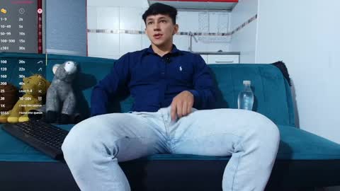 jacobo online show from April 24, 1:35 pm