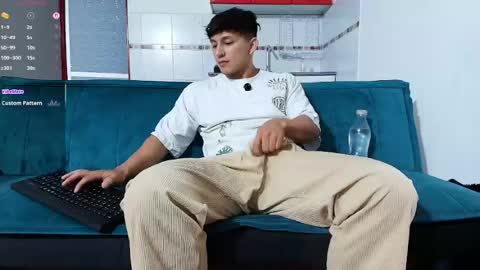 jacobo online show from May 14, 1:40 pm