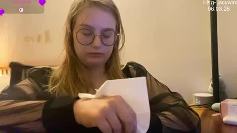 jacywinslat online show from March 6, 11:17 am