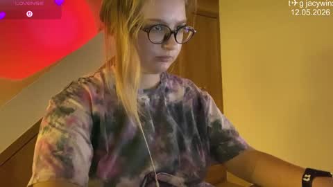 jacywinslat online show from May 12, 6:05 pm