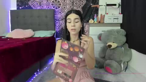   online show from February 15, 10:10 pm