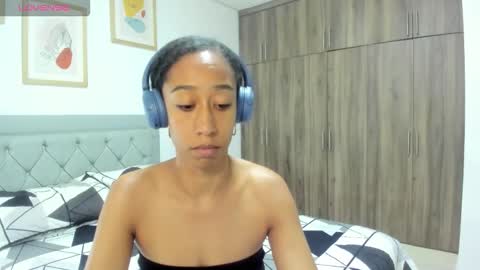 Jade smile online show from December 4, 4:38 pm