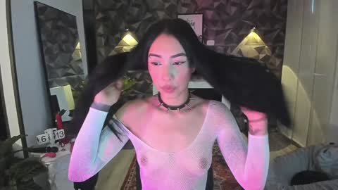 Snapshot of jade_porn chatting on January 22, 11:12 am Jade independent model online show from January 22, 11:12 am