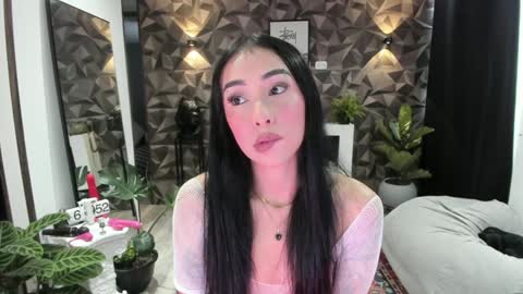 Snapshot of jade_porn chatting on February 4, 11:49 am Jade independent model online show from February 4, 11:49 am
