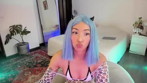 Jade  independent model online show from May 11, 12:44 pm