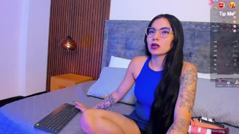 karlla scarlet online show from April 2, 1:31 pm