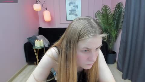 Jade online show from February 6, 1:05 am