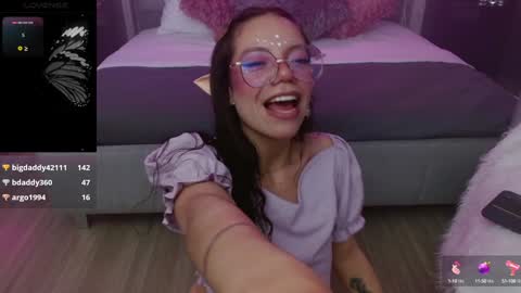 Snapshot of jade_storm_ chatting on January 7, 11:35 pm JADE online show from January 7, 11:35 pm