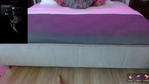 Snapshot of jade_storm_ chatting on January 15, 8:26 pm JADE online show from January 15, 8:26 pm