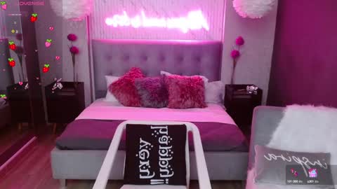 Snapshot of jade_storm_ chatting on March 9, 8:21 pm JADE online show from March 9, 8:21 pm