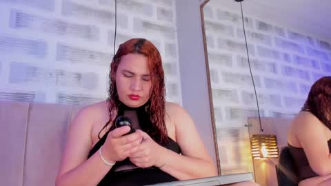 jade swet online show from January 21, 9:35 am