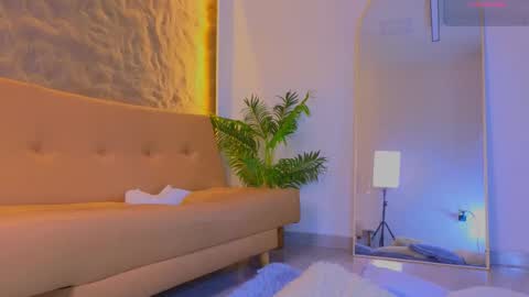 jadee__ online show from January 9, 3:09 am