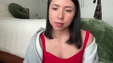 Snapshot of jadelove_ chatting on February 18, 8:47 pm Jade Love online show from February 18, 8:47 pm