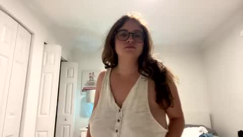 Snapshot of jademonroe0522 chatting on October 9, 10:57 am jademonroe0522 online show from October 9, 10:57 am