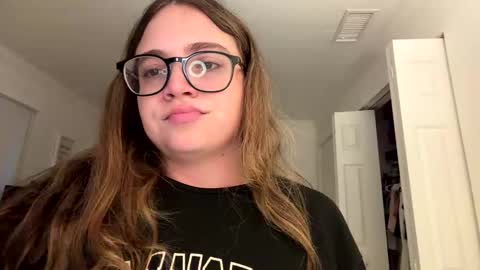 Snapshot of jademonroe0522 chatting on November 17, 11:38 am jademonroe0522 online show from November 17, 11:38 am