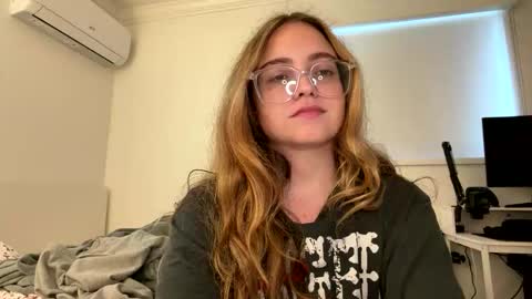 Snapshot of jademonroe0522 chatting on February 4, 4:02 pm jademonroe0522 online show from February 4, 4:02 pm