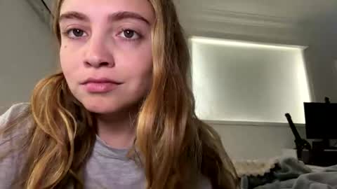 Snapshot of jademonroe0522 chatting on February 9, 3:05 pm jademonroe0522 online show from February 9, 3:05 pm