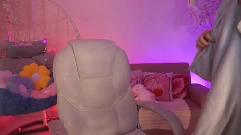 Snapshot of jadesummerr chatting on May 15, 11:39 am Jade Summer online show from May 15, 11:39 am