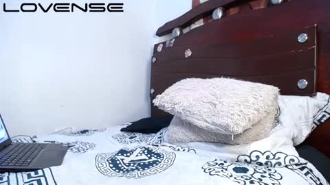 jahn_ashford1 online show from February 6, 1:49 am