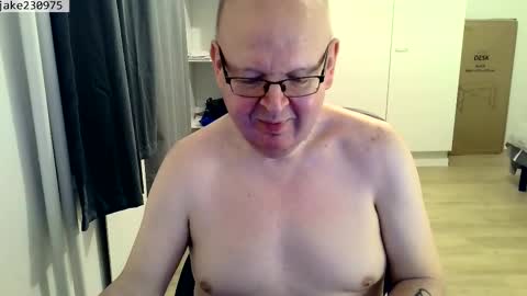 Jake2309 online show from March 11, 7:42 pm