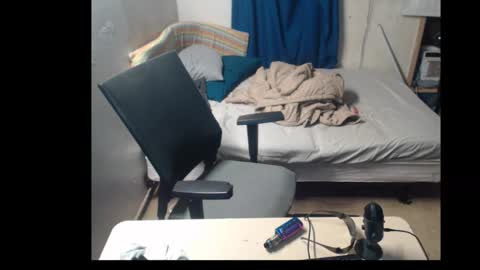 showingitoff online show from October 31, 4:13 am