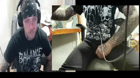showingitoff online show from May 9, 4:28 am