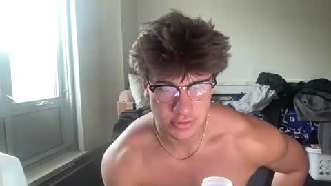 jake_brick online show from May 6, 6:13 pm