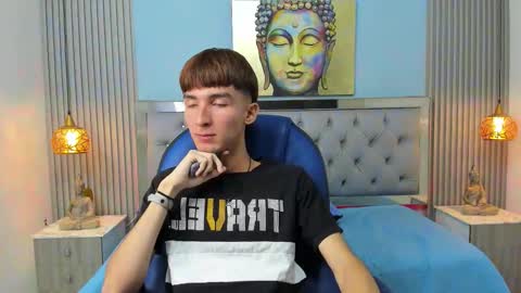 Snapshot of jake_evanss_ chatting on February 28, 4:57 am JAKE online show from February 28, 4:57 am