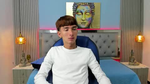 Snapshot of jake_evanss_ chatting on March 4, 3:34 am JAKE online show from March 4, 3:34 am