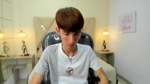 Snapshot of jake_evanss_ chatting on March 22, 4:16 am JAKE online show from March 22, 4:16 am