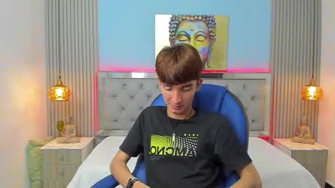 Snapshot of jake_evanss_ chatting on March 28, 6:13 am JAKE online show from March 28, 6:13 am