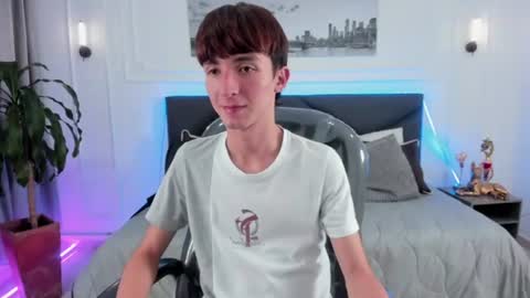 JAKE online show from June 22, 8:06 pm