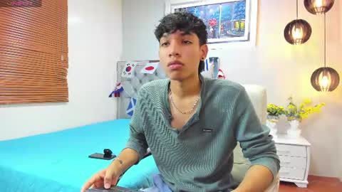jake_falcon online show from July 1, 11:23 am