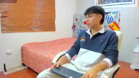 jake_falcon online show from July 22, 11:35 am