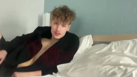 Snapshot of jake_jackson1 chatting on January 13, 7:02 am jake_jackson1 online show from January 13, 7:02 am