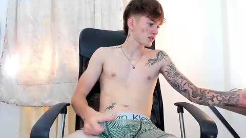 Snapshot of jake_kyle chatting on September 20, 7:48 pm Jake online show from September 20, 7:48 pm