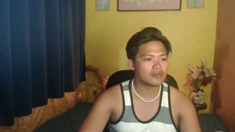 Snapshot of jake_love31 chatting on December 4, 2:53 am JAKE online show from December 4, 2:53 am