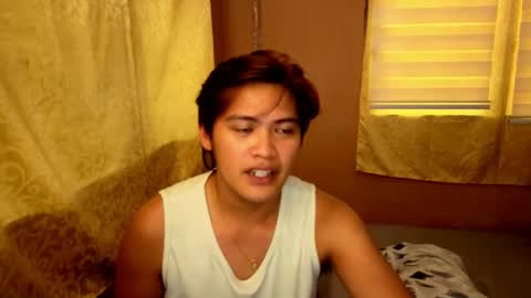 Snapshot of jake_love31 chatting on February 6, 10:35 pm JAKE online show from February 6, 10:35 pm