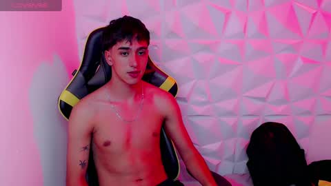 Snapshot of jake_tripp chatting on December 22, 9:44 am jake_tripp online show from December 22, 9:44 am