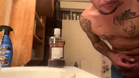 Snapshot of jakedasnakee818 chatting on September 18, 12:18 pm jakedasnakee818 online show from September 18, 12:18 pm