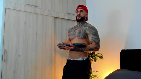 Snapshot of jakeortega chatting on September 17, 4:58 am Jake Orthega online show from September 17, 4:58 am