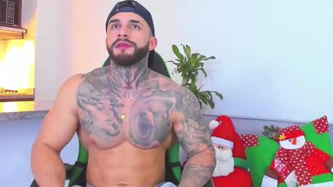 Snapshot of jakeortega chatting on December 17, 6:30 am Jake Orthega online show from December 17, 6:30 am