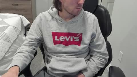 Snapshot of jakesnake442 chatting on February 23, 8:28 am jakesnake442 online show from February 23, 8:28 am