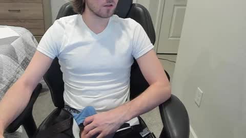 Snapshot of jakesnake442 chatting on February 28, 8:50 pm jakesnake442 online show from February 28, 8:50 pm