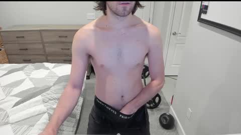 Snapshot of jakesnake442 chatting on March 11, 11:48 pm jakesnake442 online show from March 11, 11:48 pm