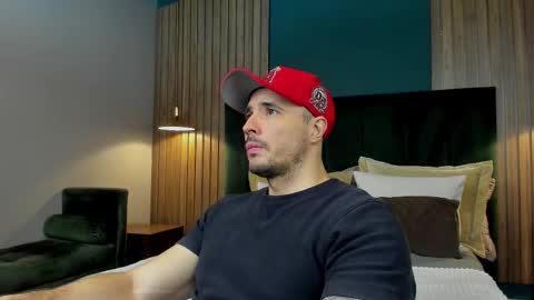 jakestone_1 online show from December 3, 1:24 am