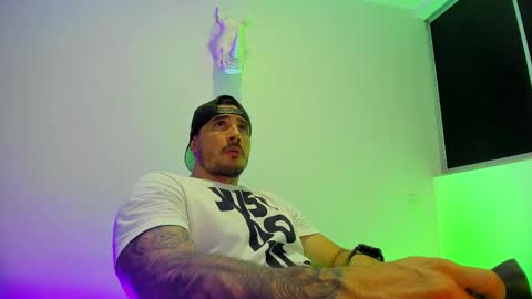 jakestone_1 online show from May 13, 3:37 am