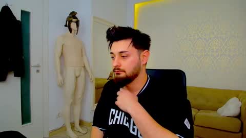 JalenPenn online show from March 23, 5:11 am