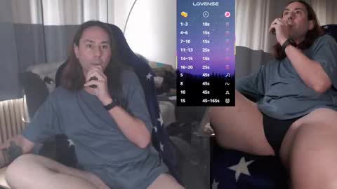 Snapshot of jalex_moony chatting on October 5, 10:46 am Alex online show from October 5, 10:46 am