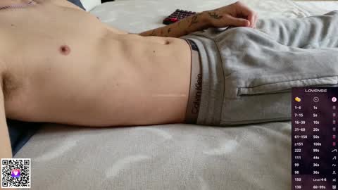 jalmecakkoo online show from October 31, 8:15 am